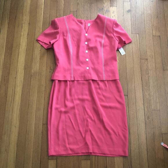 80s Vintage Pink Power Suit Dress - Picture 4 of 12